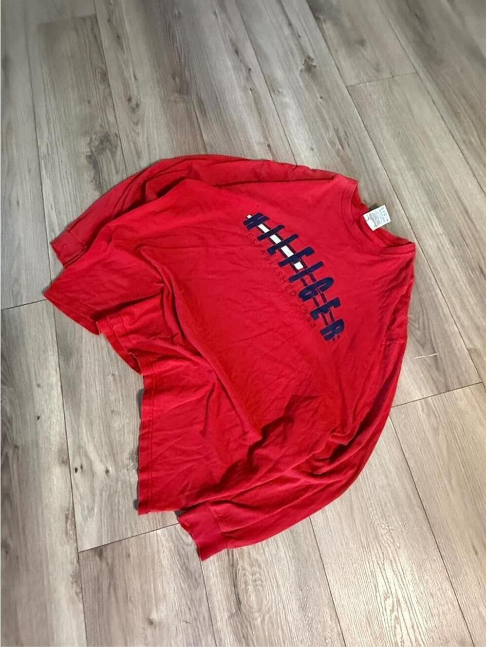 2000s Tommy Hilfiger Red Long Sleeve